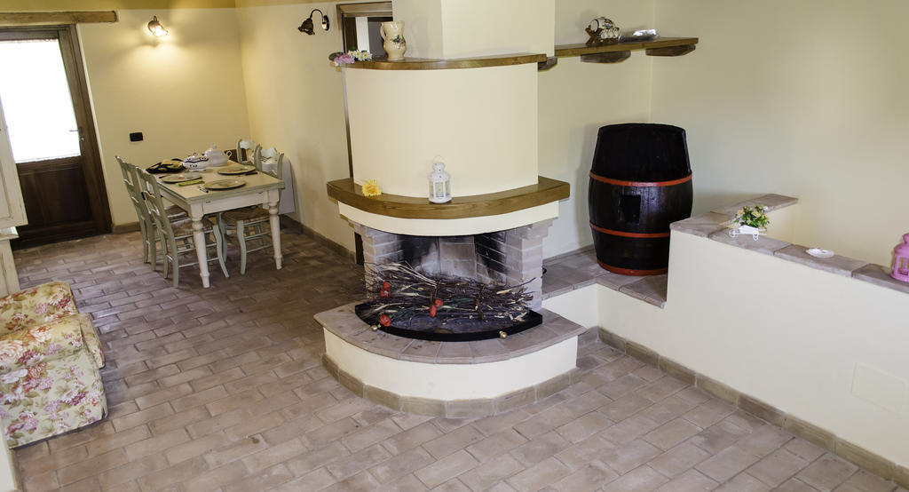 Agriturismo Pompagnano Δωμάτιο φωτογραφία